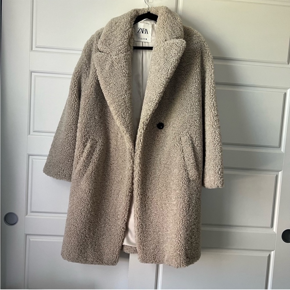 Zara Women's Cream Teddy Coat